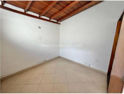 Casa de 5 alcobas en venta en Laureles, Medellín, 331 m² · foto 18 de 20