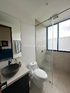 Casa de 4 alcobas en venta en Llano Grande, Rionegro · foto 12 de 19