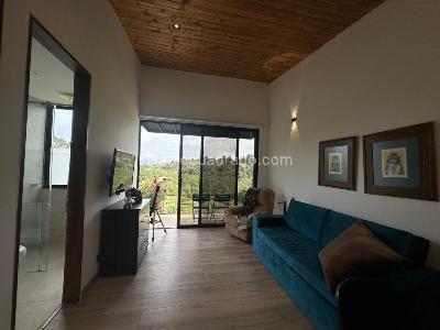 Casa de 4 alcobas en venta en Llano Grande, Rionegro · foto 17 de 19