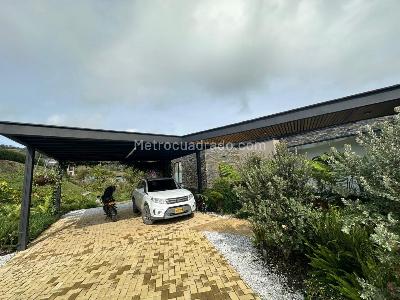 Casa de 4 alcobas en venta en Llano Grande, Rionegro · foto 18 de 19