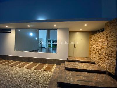 Casa de 4 alcobas en venta en Llanogrande, Rionegro, 350 m² · foto 9 de 17