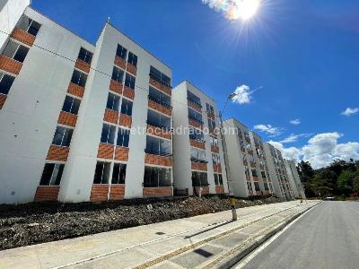 Apartamento de 3 alcobas en venta en Cimarronas, Rionegro, 50 m² · foto 5 de 7