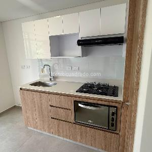Apartamento de 2 alcobas en venta en San Jose, Sabaneta, 72 m² · foto 8 de 19