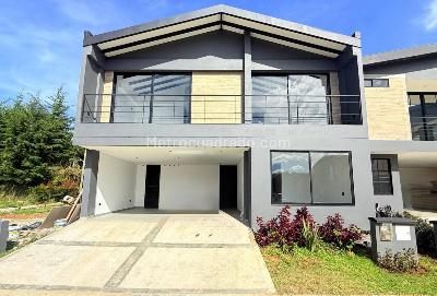 Casa de 3 alcobas en venta en Pontezuela, Rionegro, 245 m² · foto 4 de 20