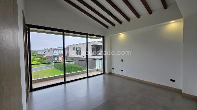 Casa de 3 alcobas en venta en Urbano, Rionegro, 181 m² · foto 5 de 20