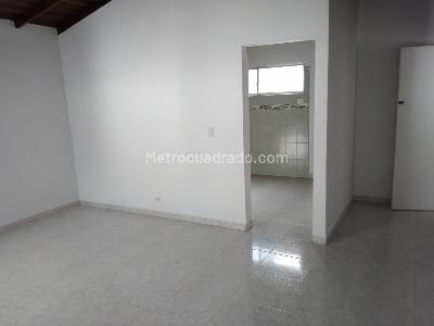 Casa de 4 alcobas en venta en Belen Alameda, Medellín, 167 m² · foto 10 de 16