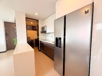 Apartamento de 3 alcobas en venta en Palmas Poblado, Medellín, 86 m² · foto 4 de 12