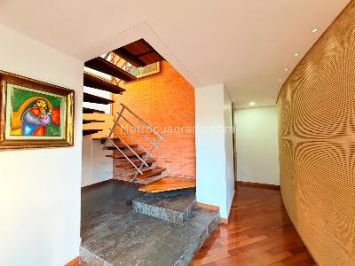 Apartamento de 2 alcobas en venta en El Tesoro El Poblado, Medellín, 138 m² · foto 16 de 18