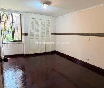 Apartamento de 4 alcobas en venta en Florida Nueva, Medellín, 112 m² · foto 15 de 17