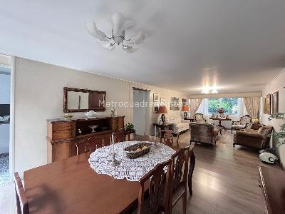 Apartamento en venta en La Aguacatala, Medellín · foto 3 de 16