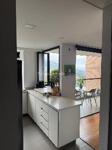 Apartamento en venta en Loma De Las Brujas, Envigado · foto 2 de 20