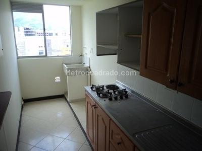 Apartamento en venta en Viviendas Del Sur, Itagüí · foto 3 de 14