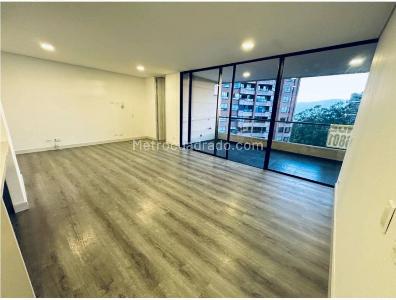 Apartamento de 2 alcobas en venta en El Poblado, Medellín, 88 m² · foto 4 de 8