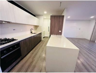Apartamento de 2 alcobas en venta en El Poblado, Medellín, 88 m² · foto 5 de 8