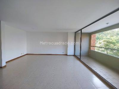 Apartamento de 3 alcobas en venta en La Frontera, Medellín, 127 m² · foto 5 de 14