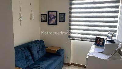 Apartamento de 3 alcobas en venta en Belen Rincon, Medellín, 77 m² · foto 2 de 20