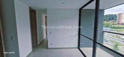 Apartamento de 2 alcobas en venta en Barro Blanco, Rionegro, 68 m² · foto 6 de 11