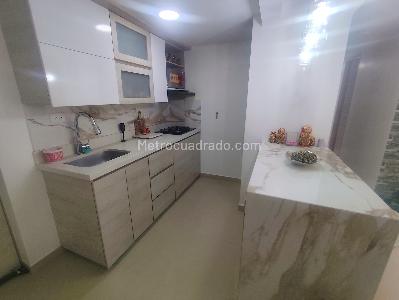 Apartamento de 3 alcobas en venta en Valadares, Bello, 55 m² · foto 2 de 12