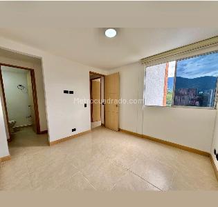 Apartamento de 4 alcobas en venta en Cañaveralejo, Sabaneta, 72 m² · foto 10 de 12
