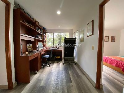 Apartamento en venta en Envigado, Envigado · foto 8 de 15