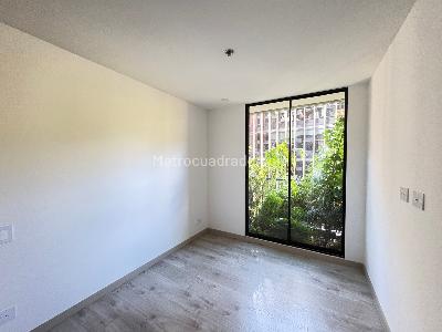 Apartamento de 3 alcobas en venta en Padre Marianito, Medellín, 89 m² · foto 6 de 15
