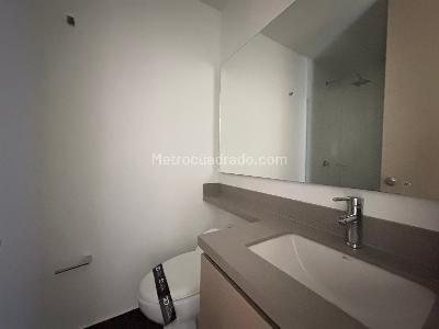 Apartamento de 3 alcobas en venta en Padre Marianito, Medellín, 89 m² · foto 8 de 15