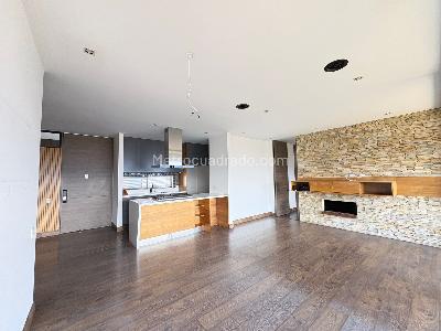 Apartamento de 2 alcobas en venta en San Lucas, Medellín, 129 m² · foto 5 de 13