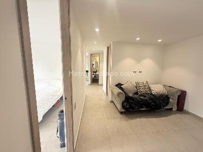 Apartamento de 2 alcobas en venta en El Tesoro, Medellín, 100 m² · foto 13 de 14