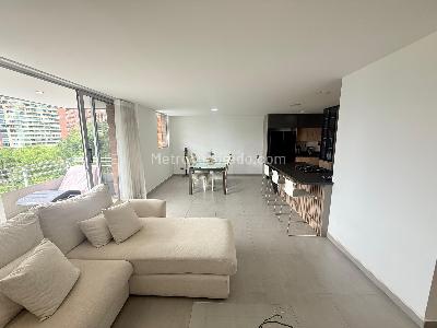 Apartamento de 2 alcobas en venta en El Tesoro, Medellín, 100 m² · foto 5 de 14