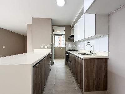 Apartamento en venta en La Calera, Medellín · foto 2 de 20