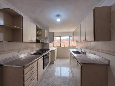Apartamento en venta en Centro, Medellín · foto 4 de 14