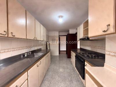 Apartamento en venta en Centro, Medellín · foto 5 de 14