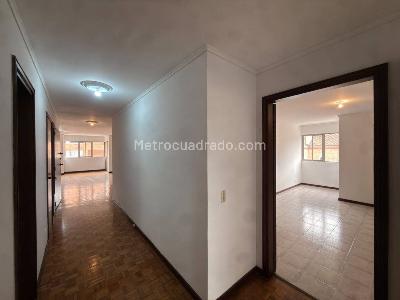 Apartamento en venta en Centro, Medellín · foto 8 de 14