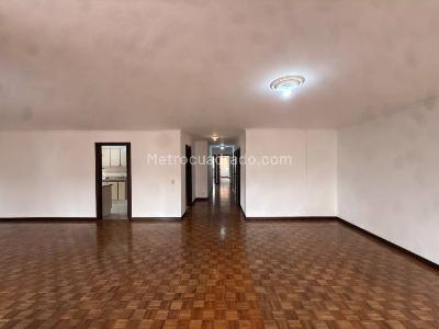 Apartamento en venta en Centro, Medellín · foto 10 de 14