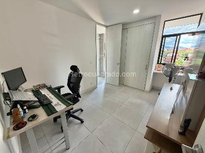 Apartamento en venta en Laureles, Medellín · foto 12 de 20