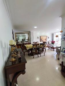 Apartamento en venta en El Nogal, Medellín · foto 2 de 20