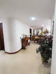 Apartamento en venta en El Nogal, Medellín · foto 8 de 20