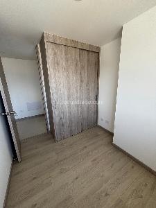 Apartamento de 3 alcobas en venta en Ciudad Coltejer, Medellín, 64 m² · foto 14 de 18