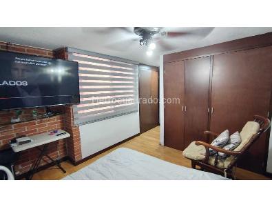 Apartamento de 3 alcobas en venta en Loma De Los Bernal, Medellín, 97 m² · foto 16 de 20