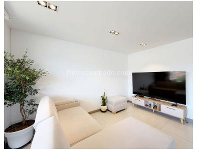 Apartamento en venta en Zuñiga, Medellín · foto 2 de 9