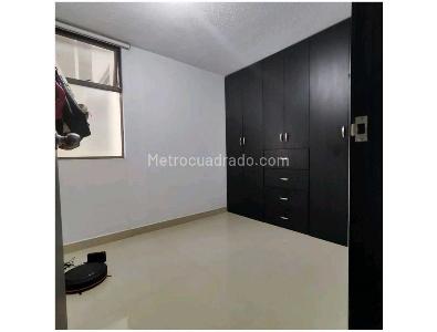 Apartamento en venta en Loma De Los Bernal, Medellín · foto 11 de 14