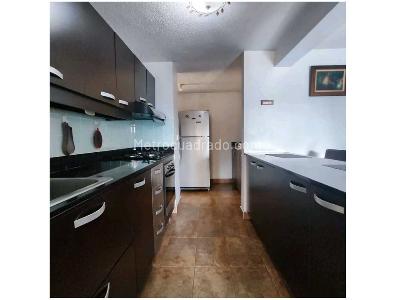 Apartamento en venta en Loma De Los Bernal, Medellín · foto 3 de 14