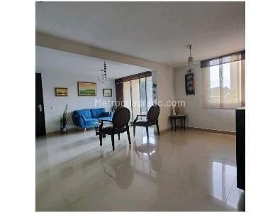 Apartamento en venta en Loma De Los Bernal, Medellín · foto 5 de 14