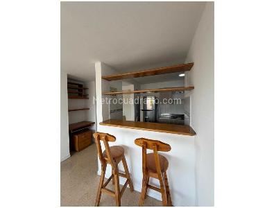 Apartaestudio en venta en La America, Medellín, 39 m² · foto 3 de 10