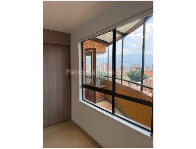 Apartaestudio en venta en La America, Medellín, 39 m² · foto 7 de 10