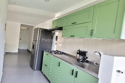 Apartamento de 2 alcobas en venta en Alto De Misael, Envigado, 56 m² · foto 3 de 16