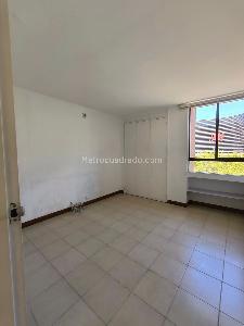 Apartamento de 3 alcobas en venta en Cerca Al Viva, Envigado, 115 m² · foto 10 de 13