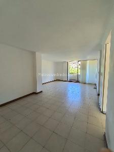 Apartamento de 3 alcobas en venta en Cerca Al Viva, Envigado, 115 m² · foto 3 de 13