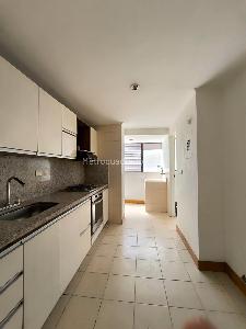 Apartamento de 3 alcobas en venta en Cerca Al Viva, Envigado, 115 m² · foto 5 de 13