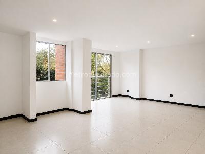 Apartamento de 2 alcobas en venta en Gualanday, Rionegro, 73 m² · foto 2 de 7